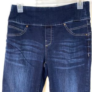Seven7 Sz 8 x 27 Cuffed Jeans
